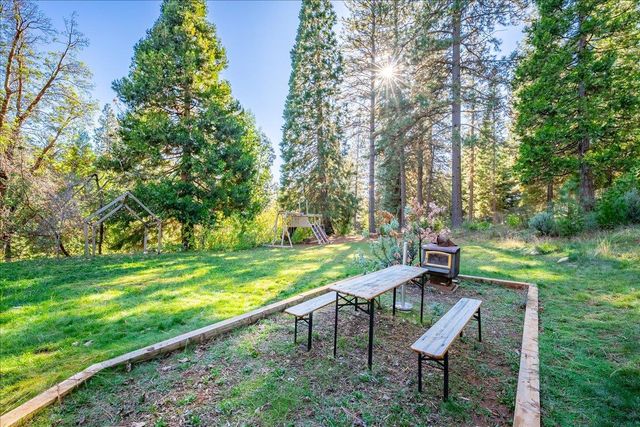 111 Alaska Peak, North San Juan, CA 95960