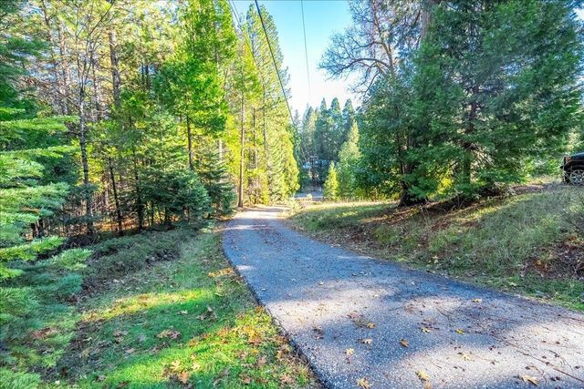 111 Alaska Peak, North San Juan, CA 95960