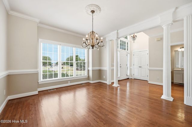 2602 Spring Creek Drive, Grimesland, NC 27837