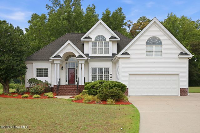 2602 Spring Creek Drive, Grimesland, NC 27837