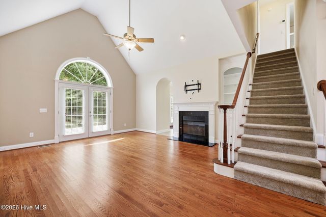 2602 Spring Creek Drive, Grimesland, NC 27837
