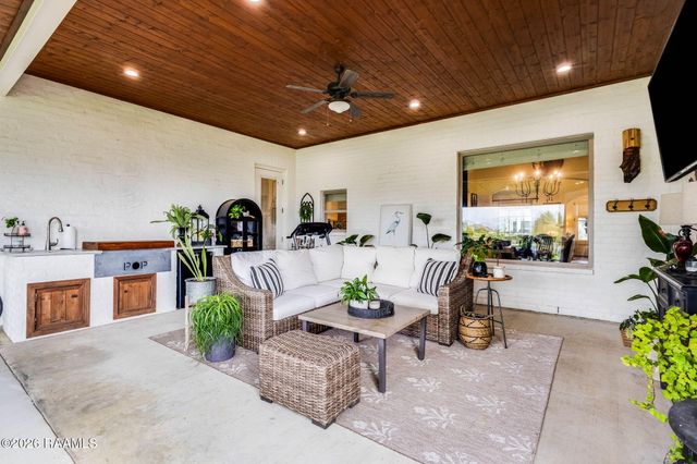 314 Big Lake Run, Youngsville, LA 70592
