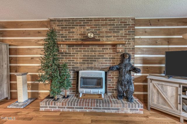12288 Bristol Highway, Bristol, VA 24202