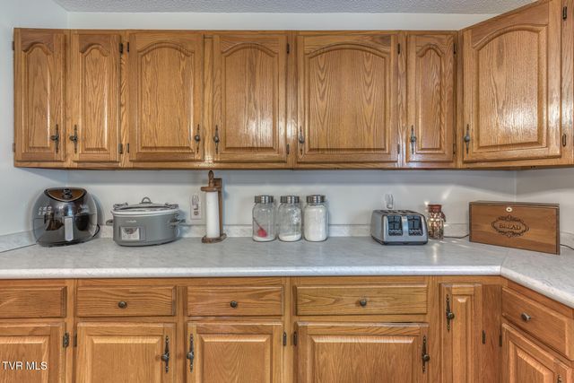 12288 Bristol Highway, Bristol, VA 24202