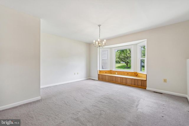 902 CLAUSER CT, New Windsor, MD 21776