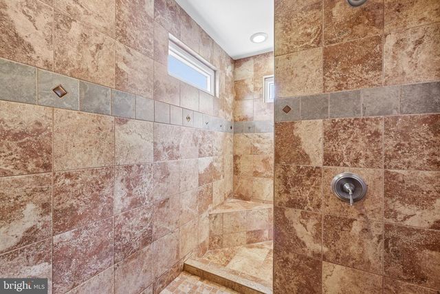 902 CLAUSER CT, New Windsor, MD 21776