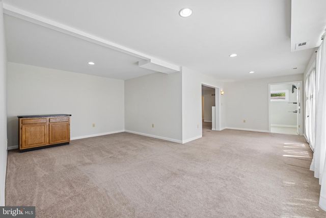 902 CLAUSER CT, New Windsor, MD 21776