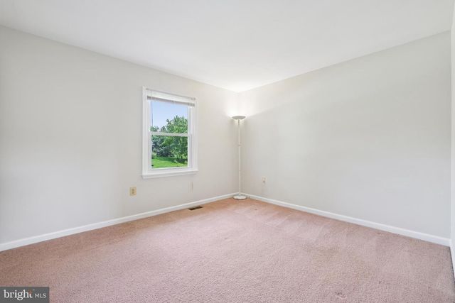 902 CLAUSER CT, New Windsor, MD 21776