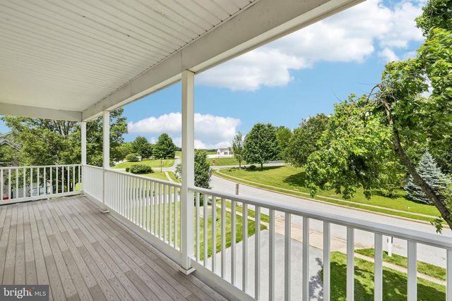 902 CLAUSER CT, New Windsor, MD 21776