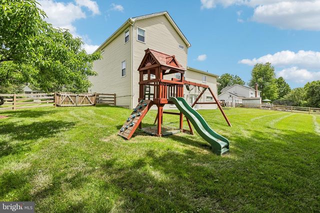 902 CLAUSER CT, New Windsor, MD 21776