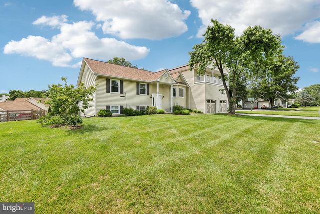 902 CLAUSER CT, New Windsor, MD 21776