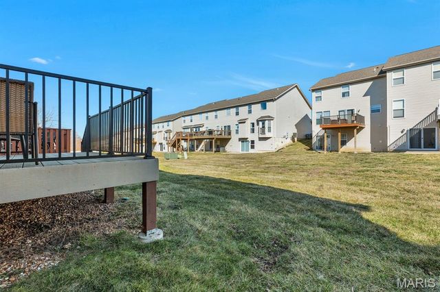 333 Wild Oak Drive, O'fallon, MO 63368