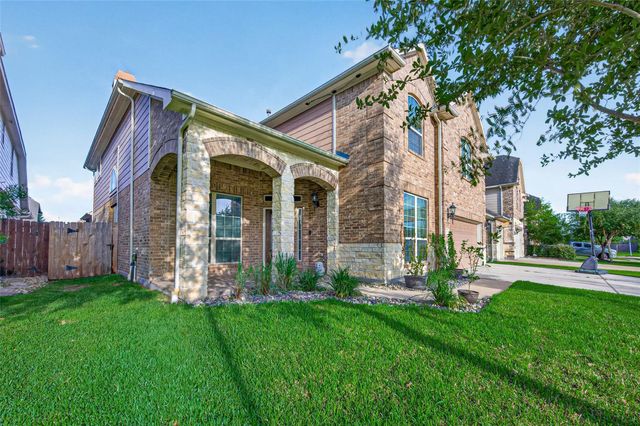 16810 Violet Trace Court, Cypress, TX 77433