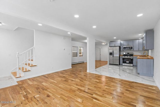 547 5th Avenue, Troy, NY 12182