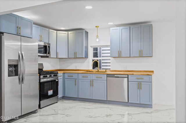 547 5th Avenue, Troy, NY 12182