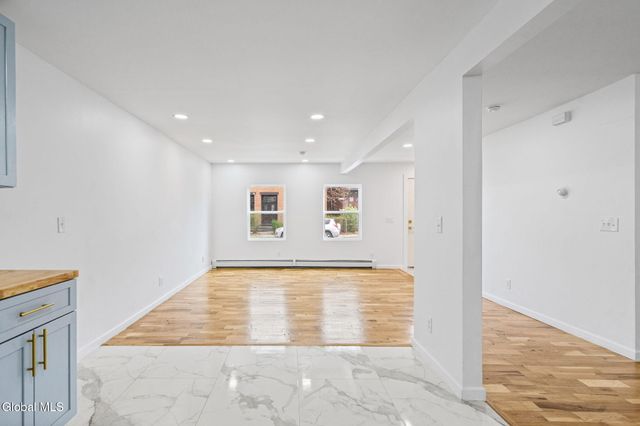 547 5th Avenue, Troy, NY 12182