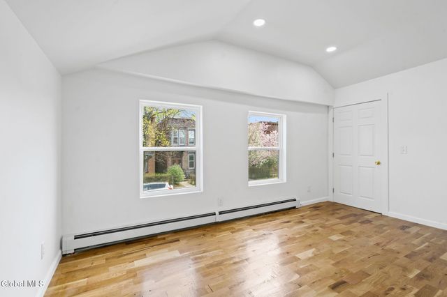 547 5th Avenue, Troy, NY 12182