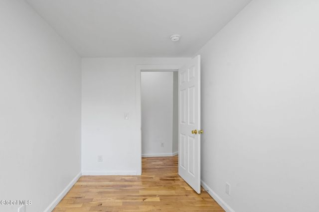 547 5th Avenue, Troy, NY 12182
