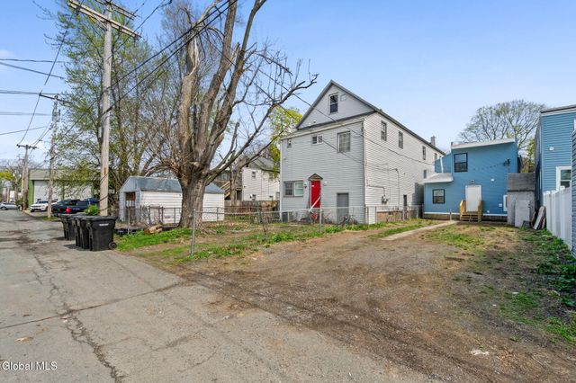 547 5th Avenue, Troy, NY 12182