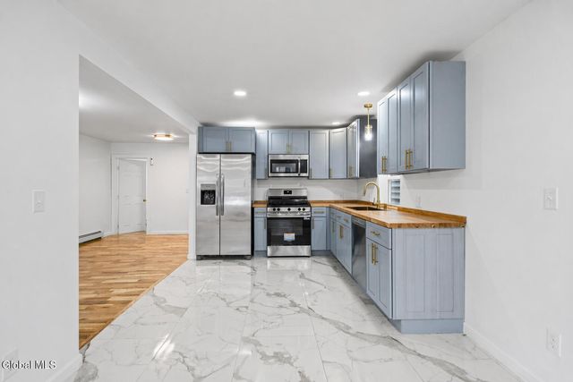 547 5th Avenue, Troy, NY 12182
