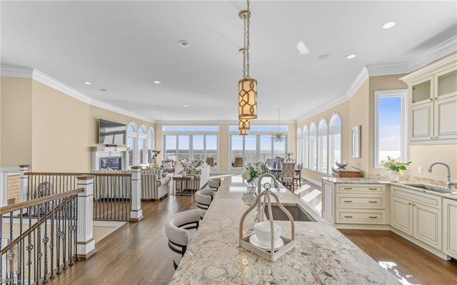 668 S Atlantic AVE, Virginia Beach, VA 23451