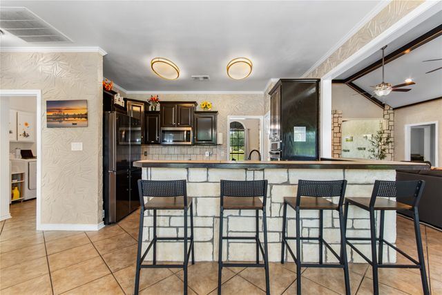 230 Vz County Road 1833, Grand Saline, TX 75140