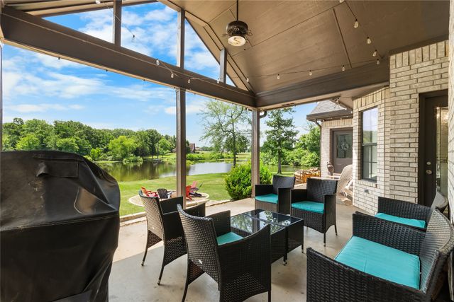230 Vz County Road 1833, Grand Saline, TX 75140