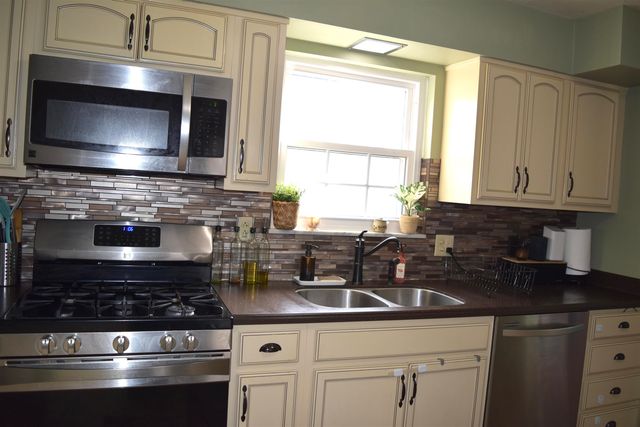 71 Simpson Drive, Huntington, WV 25705