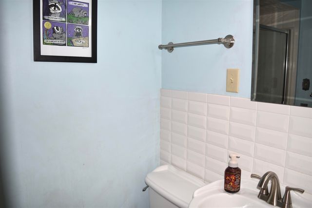 71 Simpson Drive, Huntington, WV 25705