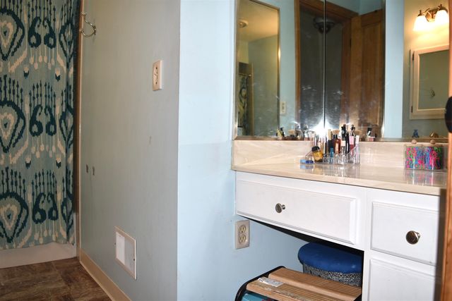 71 Simpson Drive, Huntington, WV 25705