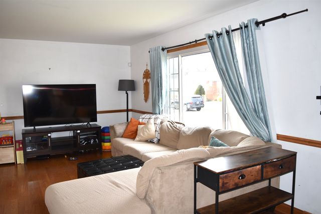 71 Simpson Drive, Huntington, WV 25705