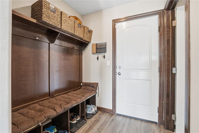 2103 Shady Grove Road SW, Cedar Rapids, IA 52404