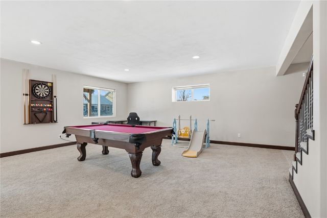 2103 Shady Grove Road SW, Cedar Rapids, IA 52404