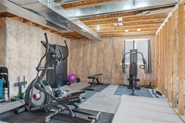 2103 Shady Grove Road SW, Cedar Rapids, IA 52404