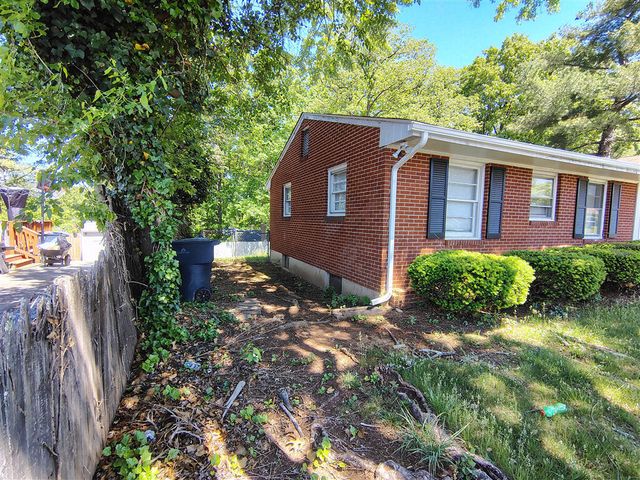 5031 Showalter RD NW, Roanoke, VA 24017