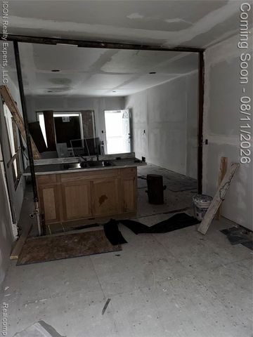 11012 Chelsea Street, Detroit, MI 48213