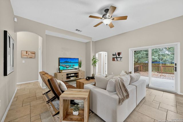 9918 Scenic View, San Antonio, TX 78255