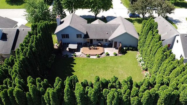 3503 Candlewood Drive, Janesville, WI 53546