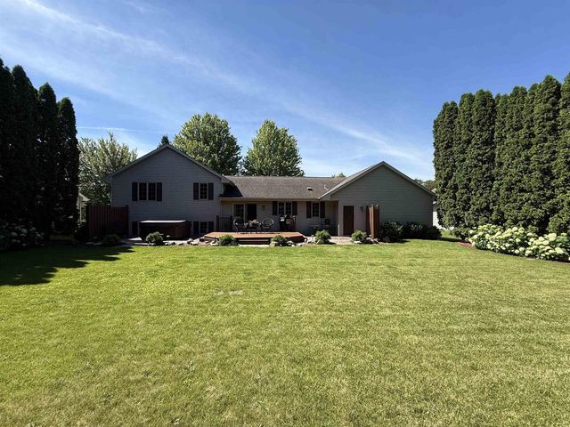 3503 Candlewood Drive, Janesville, WI 53546