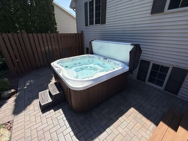 3503 Candlewood Drive, Janesville, WI 53546