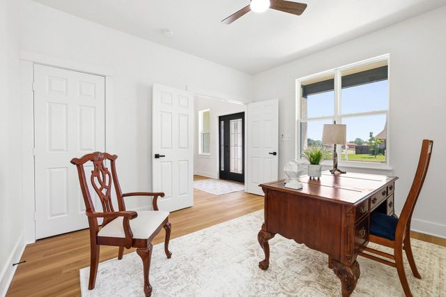 299 Bent Oak Dr., Pottsboro, TX 75076