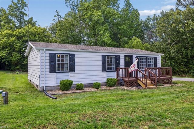 3221 Longstreet LN, Suffolk, VA 23437