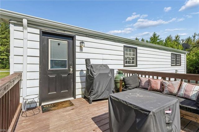 3221 Longstreet LN, Suffolk, VA 23437