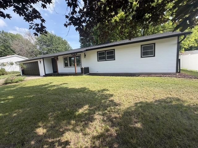 101 Sunset Drive, Clintonville, WI 54929