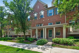 39763 Rockcrest Circle, Northville, MI 48168