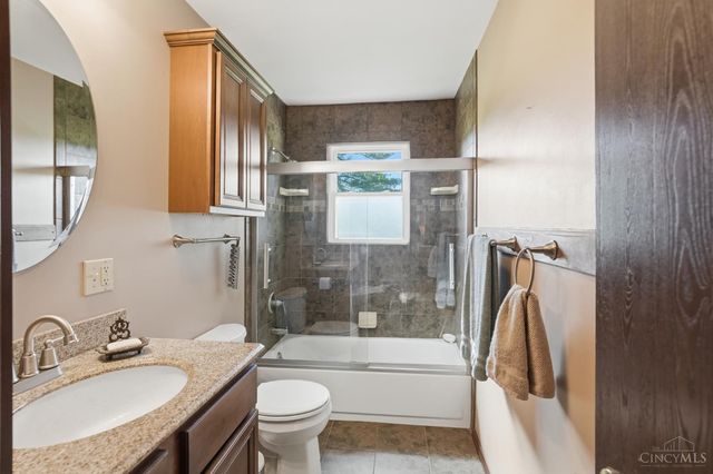4831 Trenton Franklin Road, Middletown, OH 45042