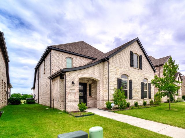 1144 Western Yarrow Avenue, Justin, TX 76247
