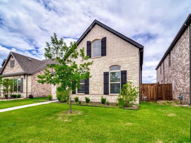 1144 Western Yarrow Avenue, Justin, TX 76247