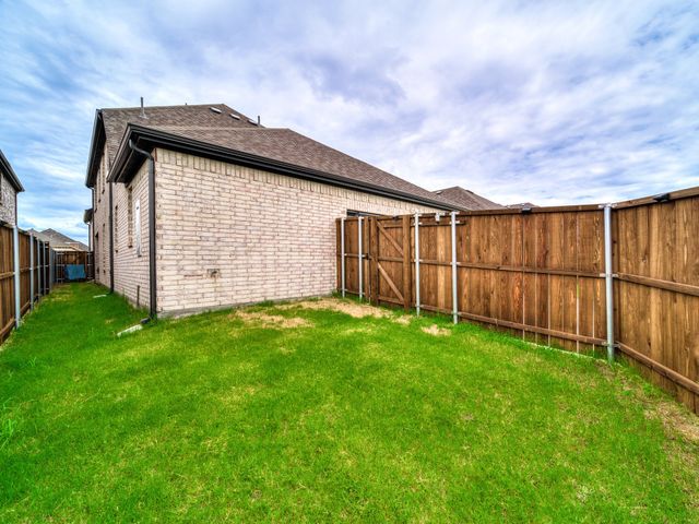 1144 Western Yarrow Avenue, Justin, TX 76247
