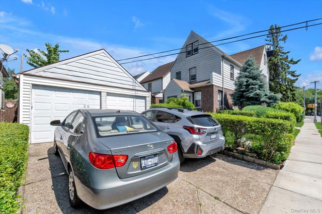 164-01 84th Avenue, Jamaica, NY 11432